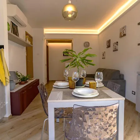 Macaia Family With Ac Apartment