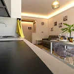 Macaia Family With Ac Appartement